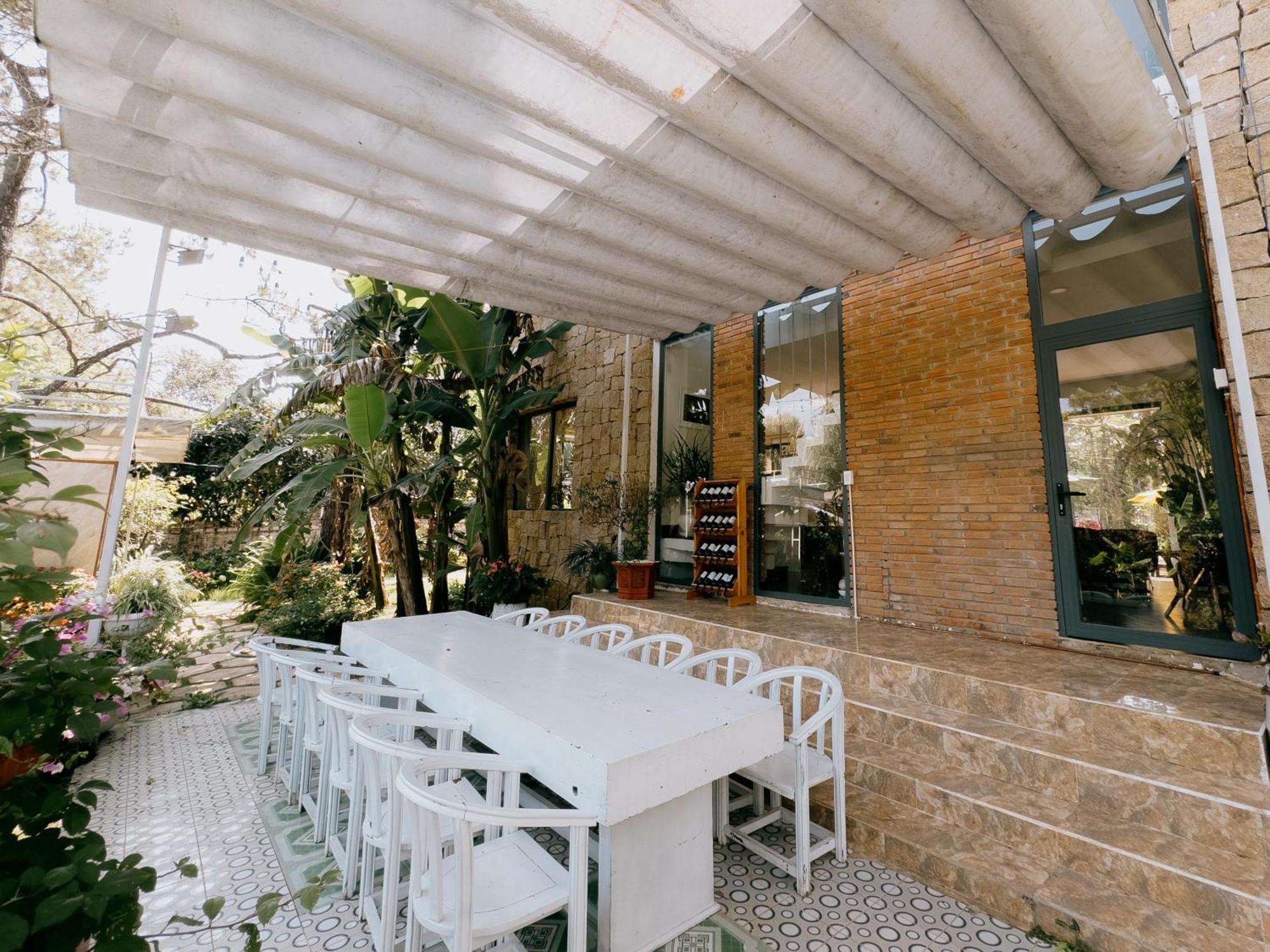 Camelia Coffee & Homestay Kon Von Kla Exterior foto